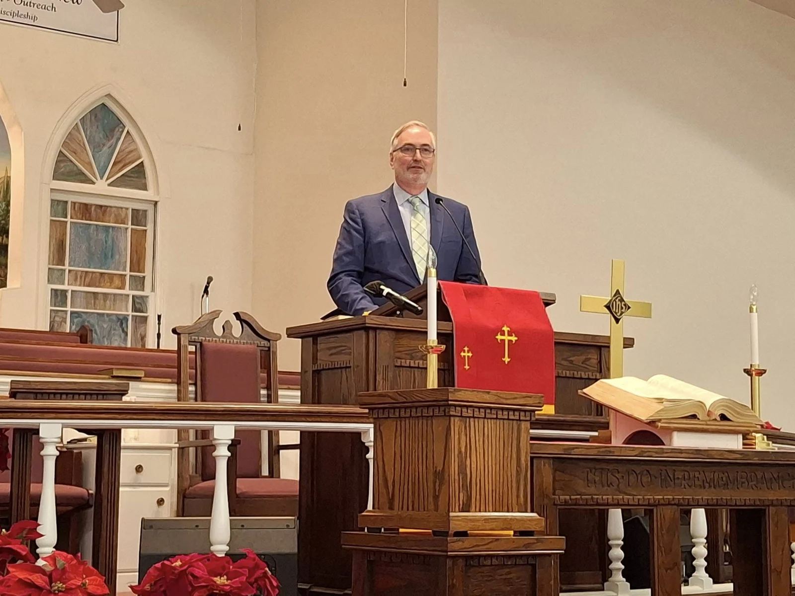 Pastor Preaching at Praise Fellowship Church of God, Church in Fayetteville, NC